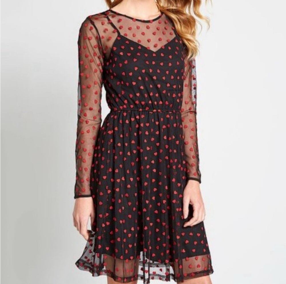 ModCloth Dazzle Do It Heart Embroidered Mesh Dress 3X Date Night Romantic